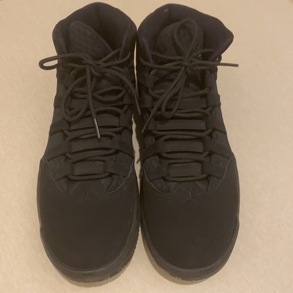 Jordan Other - Men Size 11 Air Jordan Max Aura GS Triple Black